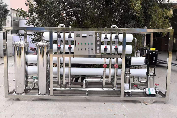 超純水設(shè)備出現(xiàn)漏水的情況要怎么處理呢？